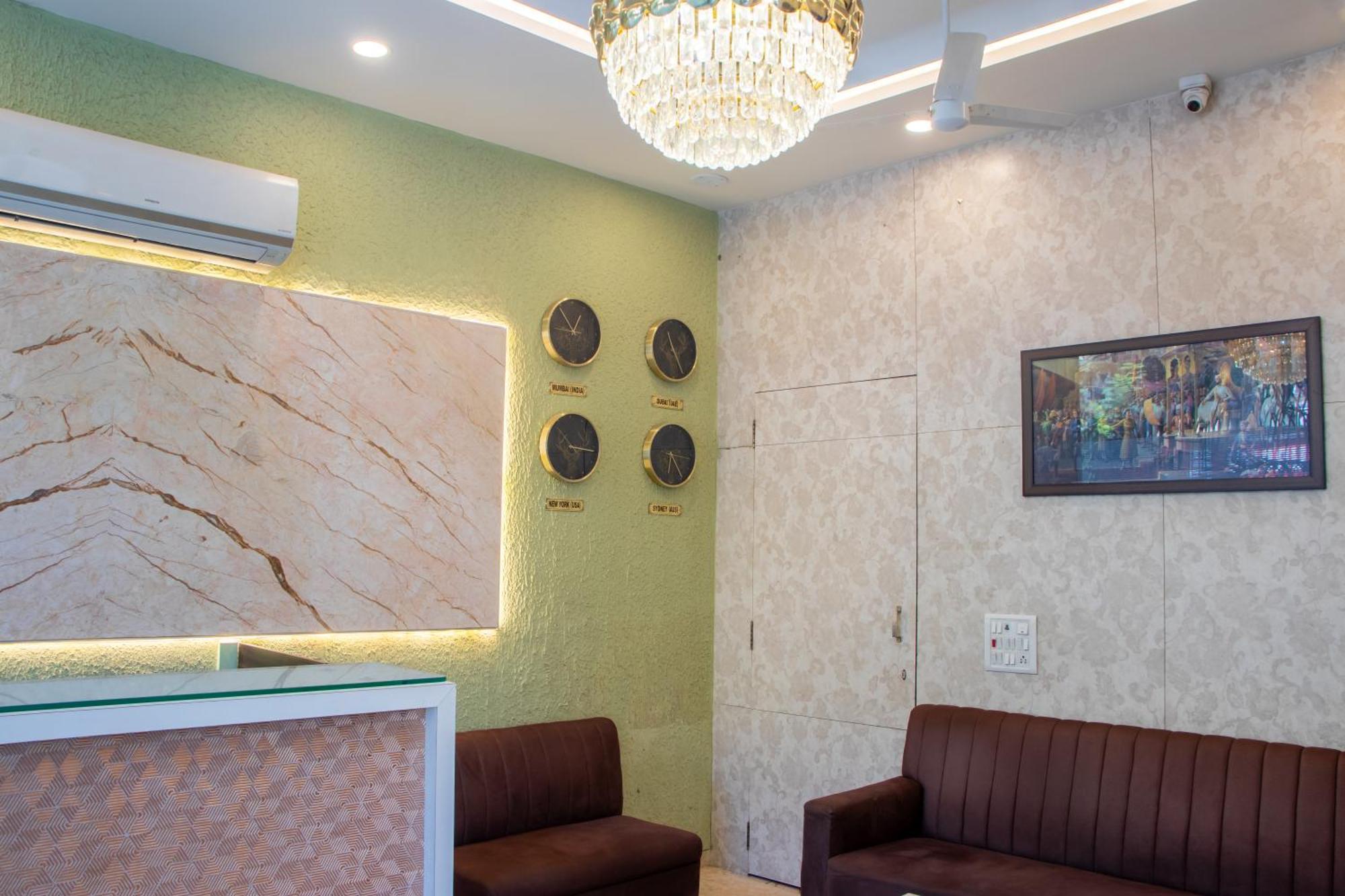 Hotel J R Residency à Navi Mumbai Extérieur photo